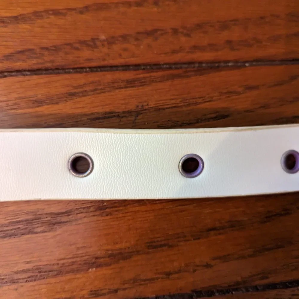 Girls Unbranded Medium Sparkly Floral Multicolor 18-Hole Belt 30.5 Inches
